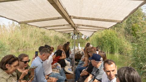 Paseo en barca albufera centros de enseñanza 