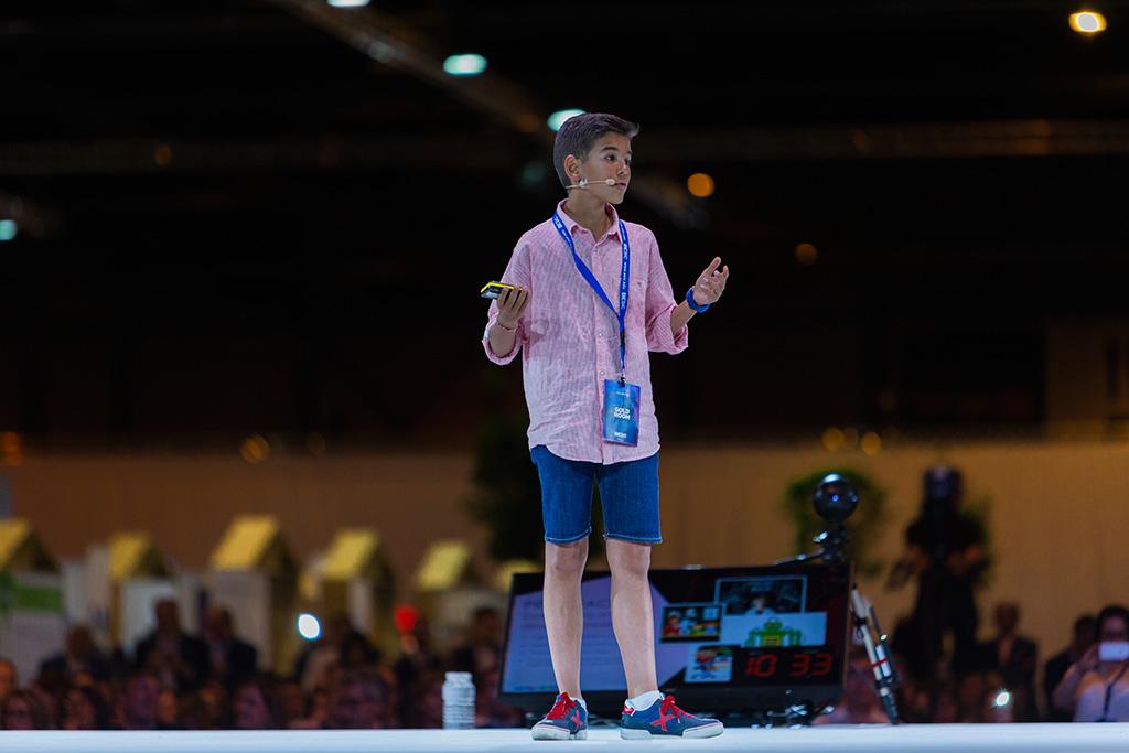 El futuro va a estar en buenas manos, Antonio G.Vicente El futuro va a estar en buenas manos, Antonio G.Vicente