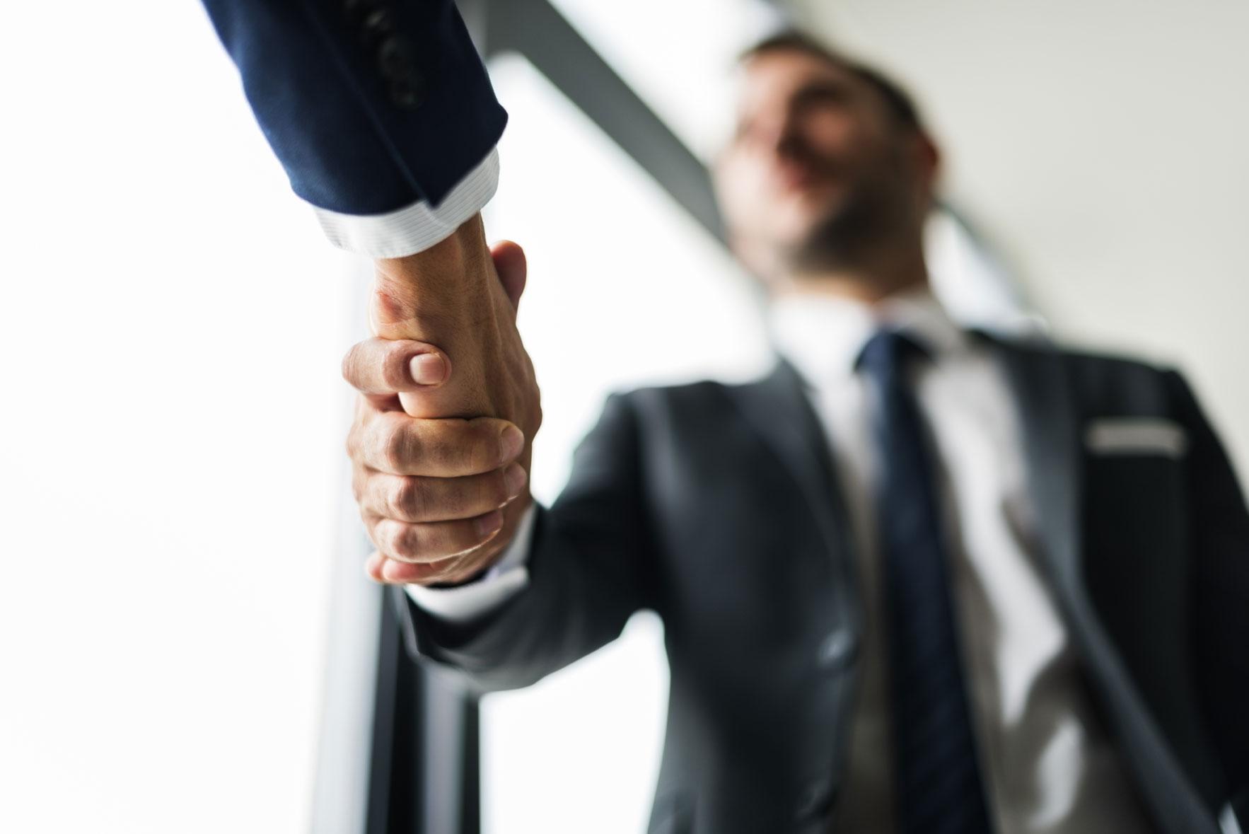 Cómo evoluciona el compromiso empresa-directivo Cómo evoluciona el compromiso empresa-directivo