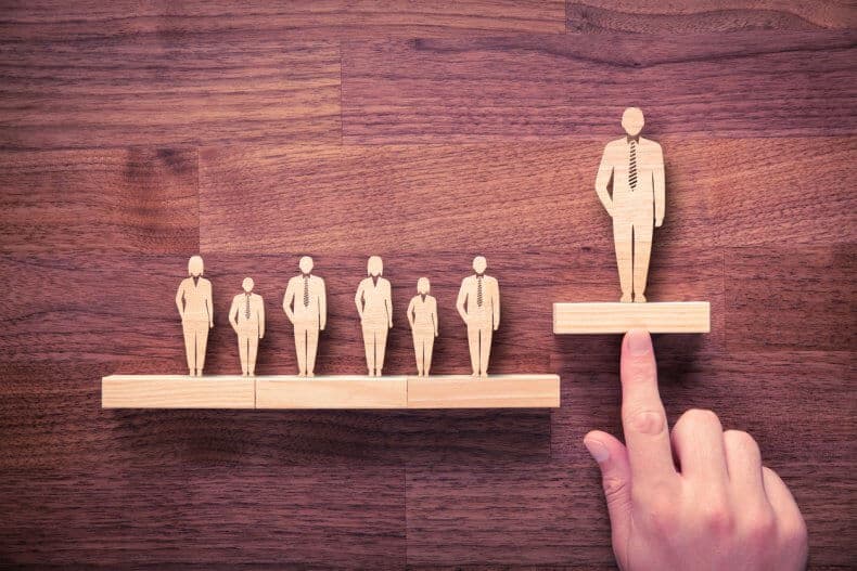 Aptitudes profesionales: trabajadores, organizaciones y transformación digital Aptitudes profesionales: trabajadores, organizaciones y transformación digital