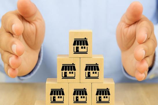 monopolio, monopolio ejemplos, monopolio que es, monopolio caracteristicas