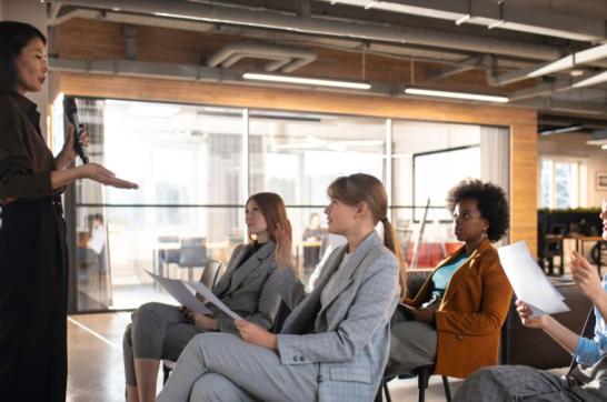 reskilling, upskilling, upskilling y reskilling,  ejemplos de reskilling, upskilling y reskilling diferencias