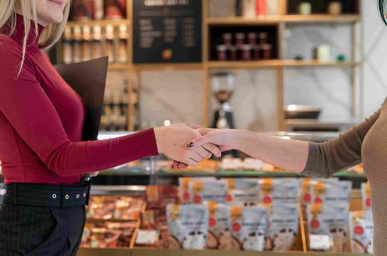 oligopolio, tipos de mercado, oligopolio que es, monopolio oligopolio, empresas oligopolio, diferencia monopolio y oligopolio