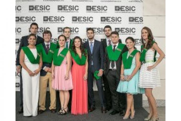 ESIC entrega en Valencia los Premios Aster de Trayectoria Profesional, Empresarial y Mejor Emprendedor en la Graduación de los alumnos de Grado 