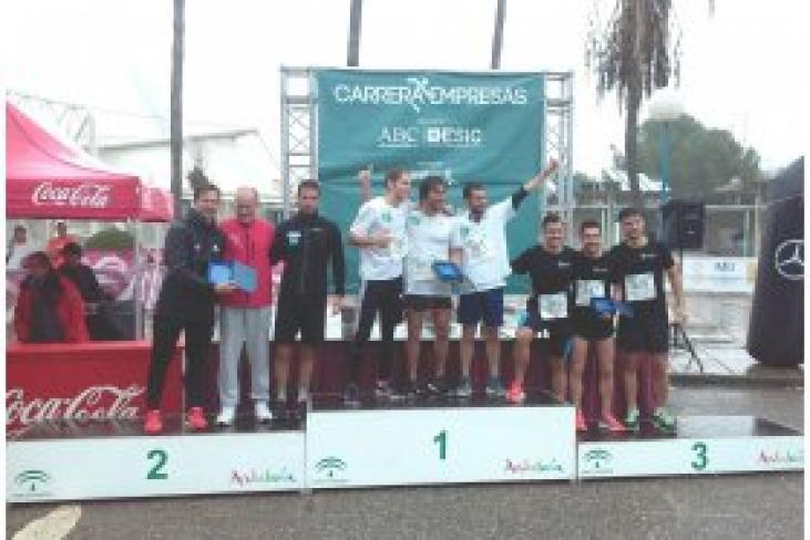 Sevilla - Medio millar de corredores se citan en la primera edición de la Carrera de Empresas ESIC ABC