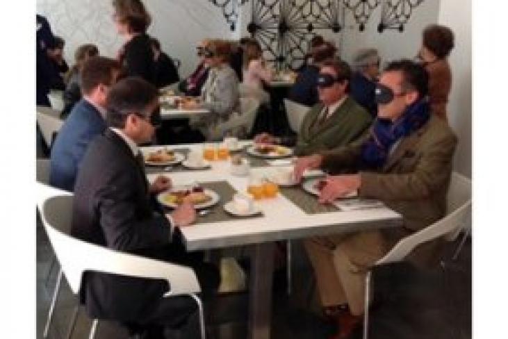 Zaragoza-ESIC participa en los Desayunos a Ciegas organizados por la ONCE
