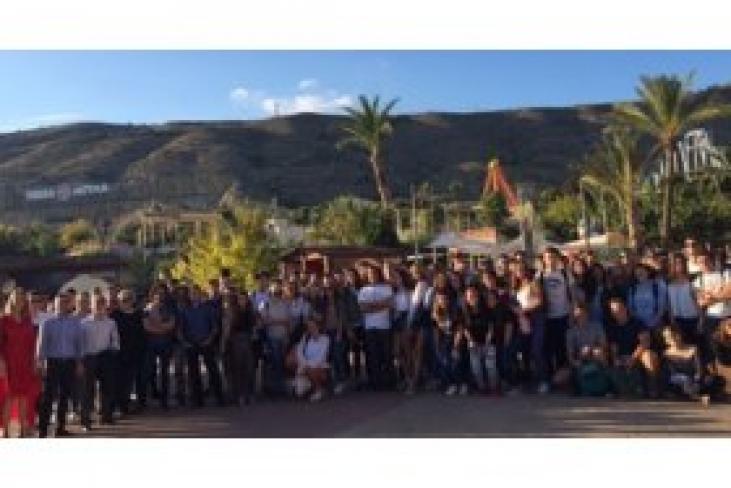 Valencia - Alumnos de ESIC visitan Terra Mítica