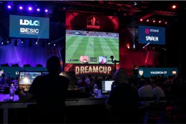 El Nuevo Grado En Digital Business Se Esic Se Presenta En Dreamhack Valencia Escuela De Negocios Y Centro Universitario Esic