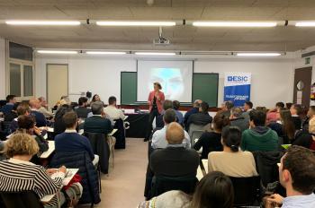 Silvia Bueso - "El arte de pedir para vender con alma" - Conferencia ESIC Barcelona