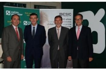 Valencia - ESIC y Caixa Popular impulsan la iniciativa emprendedora a través de un convenio de colaboración