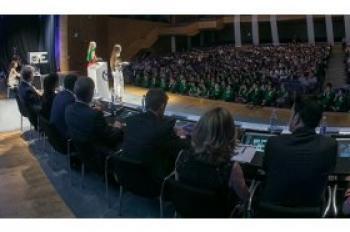 Valencia - ESIC celebra la Graduación de los alumnos de Grado y entrega los Premios Aster 