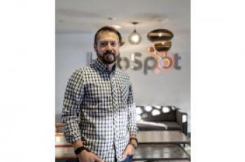 Francisco Jover Montañana, miembro del Departamento de Marketing en HubSpot